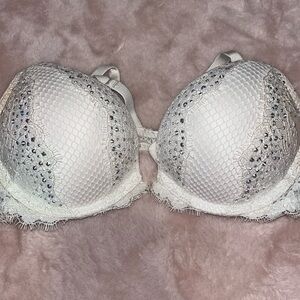 Like new, Victoria secret bombshell